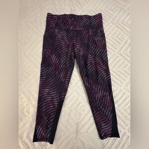 Xersion women’s Black and Pink Patterned Leggings